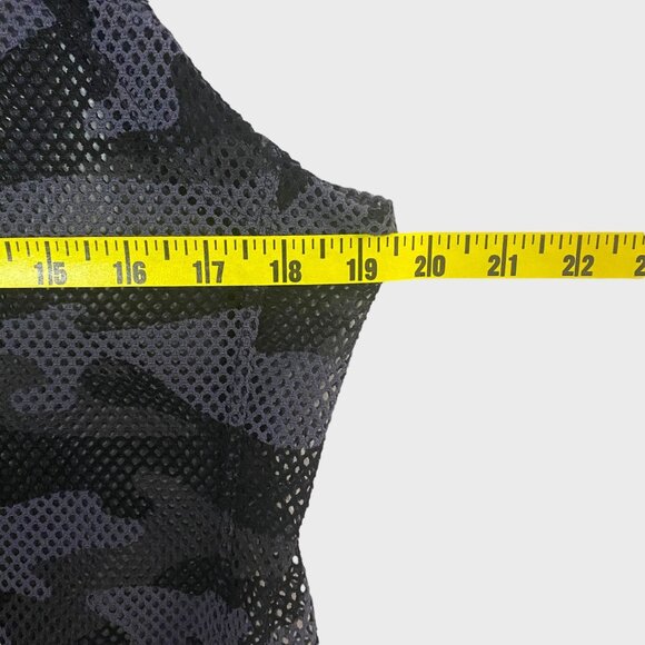 Calvin Klein Performance Camo Printed Mesh Vest Black/Gray Women's Size Small - Picture 10 of 11